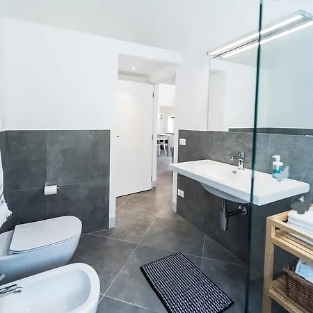 公寓 La Biscontina Di Finalborgo *