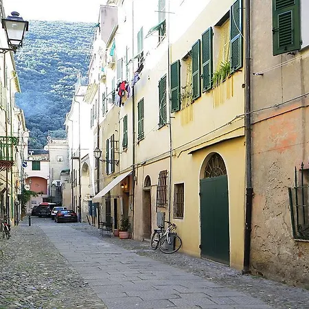 公寓 La Biscontina Di Finalborgo 菲纳莱利古雷